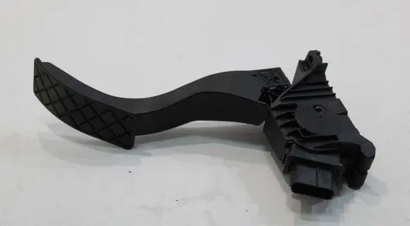 Volkswagen Golf VII Accelerator throttle pedal 5Q1721503H