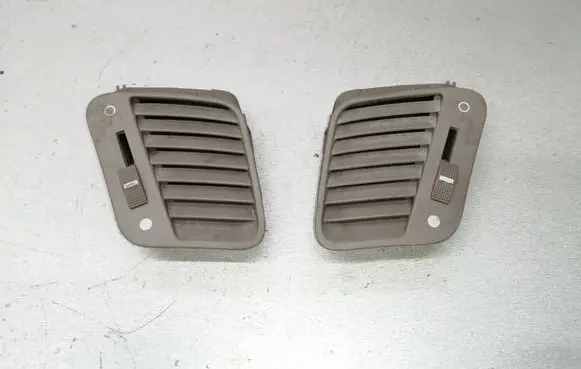 Dashboard side air vent grill/cover trim