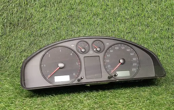 Volkswagen Transporter - Caravelle T5 Speedometer (instrument cluster) 7H0920850L