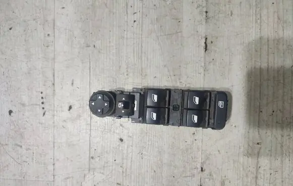 Peugeot 2008 II Electric window control switch 96788264ZD