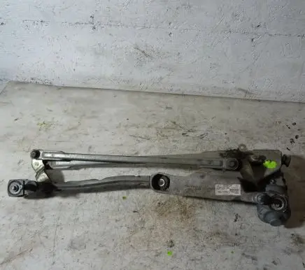 Ford Fiesta Front wiper linkage and motor 8A61-17500-AG