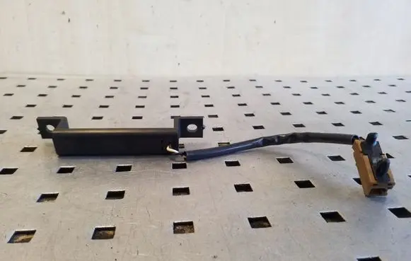Interior comfort aerial antenna