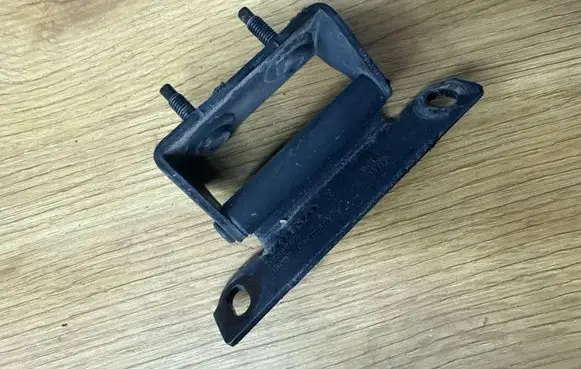 Volvo XC90 Tailgate/trunk/boot hinge 9483797