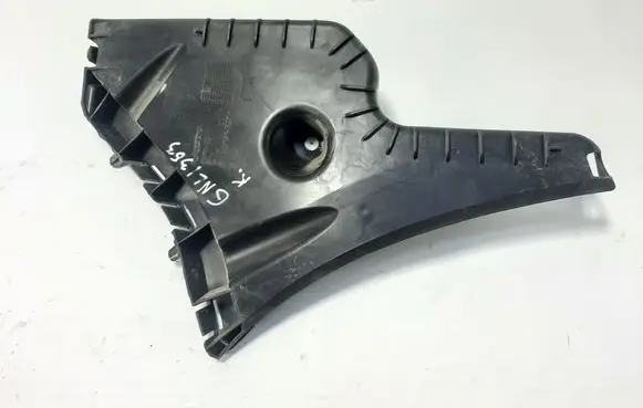 Rear bumper mounting bracket