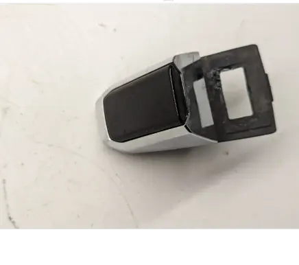 Chevrolet Tahoe Rear door handle cover 84818434