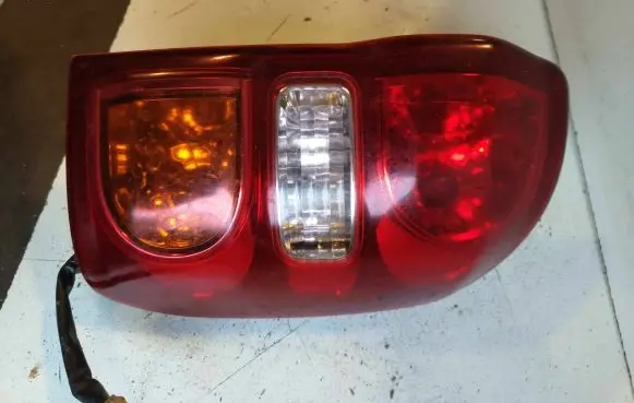 Toyota RAV 4 (XA20) Rear/tail lights