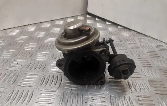 Skoda Octavia Mk2 (1Z) Throttle valve 03G129637