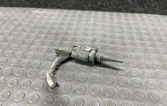 Mercedes-Benz E W211 Outside/external air temperature sensor 