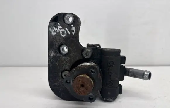 BMW 5 F10 F11 Power steering pump 5002102