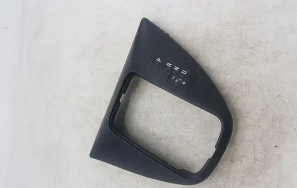 BMW X5 E53 Gear shifter surround trim plastic 7060446 90120424