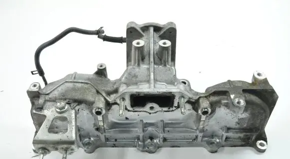 Toyota RAV 4 (XA40) Intake manifold