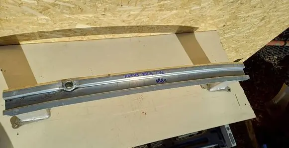 Ford Focus Rear bumper cross member 