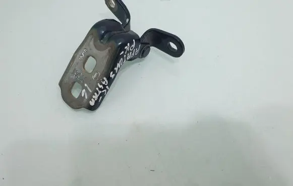 Opel Astra K Front door lower hinge 