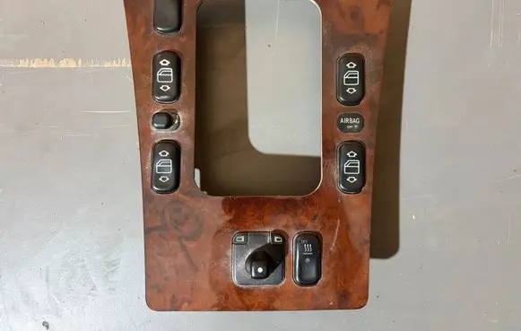 Mercedes-Benz E W210 Electric window control switch 2108200110 03750000