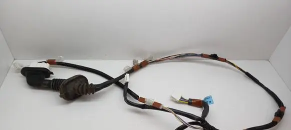 Toyota RAV 4 (XA40) Rear door wiring loom 82154 8215442041A