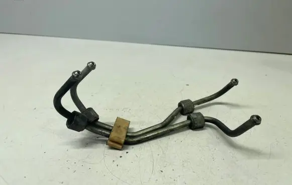 Fuel injector supply line/pipe