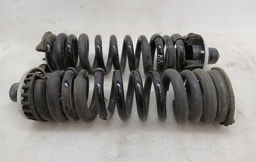 BMW M3 G80 Rear coil spring rubber mount 6898611