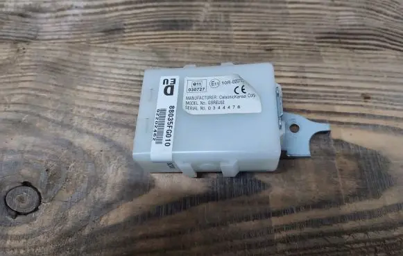 Subaru Impreza III Door central lock control unit/module 88035fg010