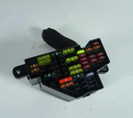 Volkswagen PASSAT CC Fuse box set