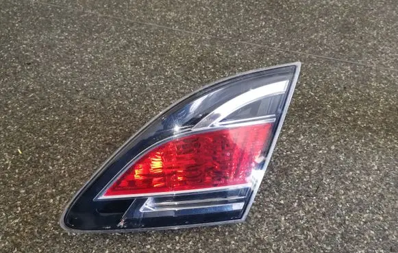 Mazda 6 Tailgate rear/tail lights