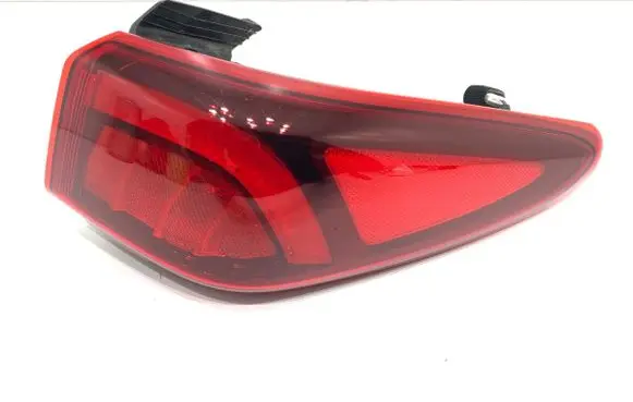 Rear/tail lights