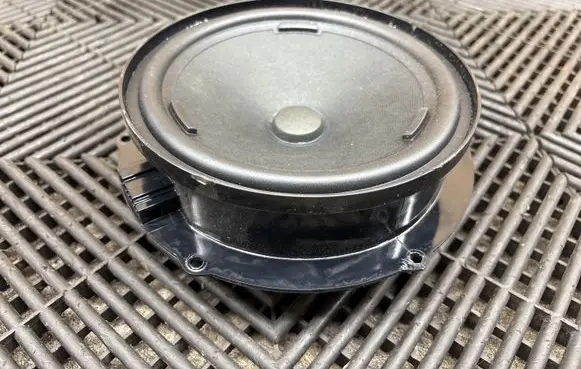 Volkswagen PASSAT B8 Front door speaker 3G0035454