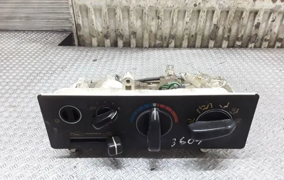Mitsubishi Pajero Climate control unit