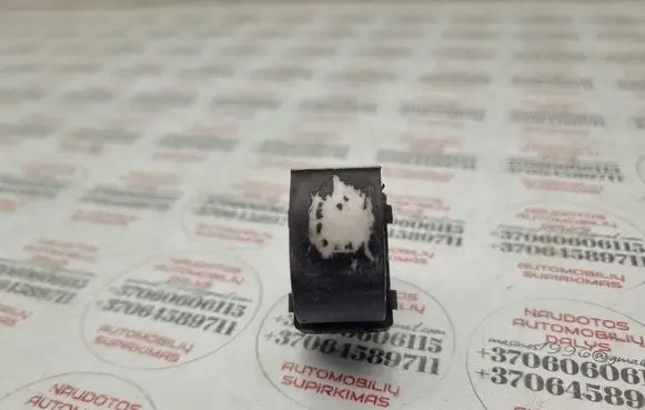 Audi A3 S3 8P Electric window control switch 8Z0959855B