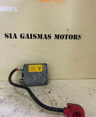 BMW 7 E38 Headlight ballast module Xenon 5dv007760