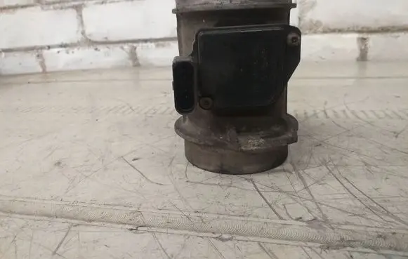 Audi A4 S4 B7 8E 8H Mass air flow meter 059906461G