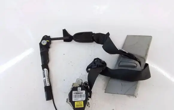 Chevrolet Orlando Front seatbelt 619668400 17090112 100X090RH