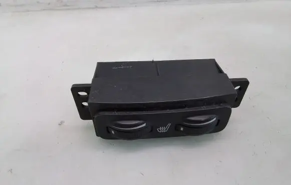 Toyota Avensis T250 Seat heating switch 453417