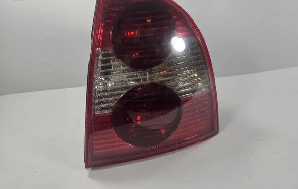 Volkswagen PASSAT B5 Rear/tail lights 3B5946095AE