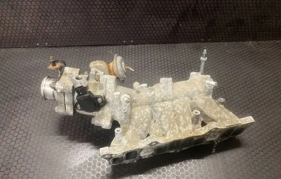 Honda CR-V Intake manifold