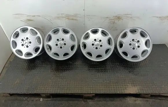 Mercedes-Benz E W210 R16 alloy rim 2104010702