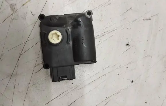 Audi A6 S6 C6 4F Air flap motor/actuator 0132801359 4F0820511A CZ1168803141