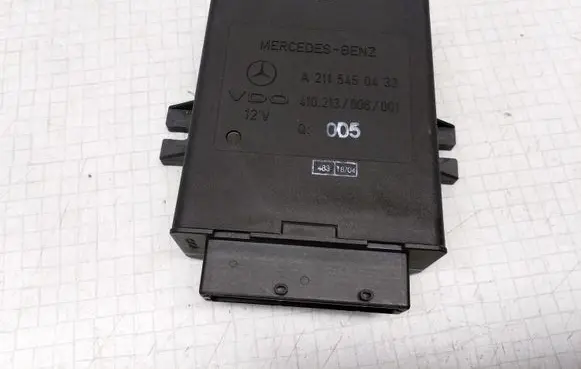 Mercedes-Benz E W211 Light module LCM A2115450432