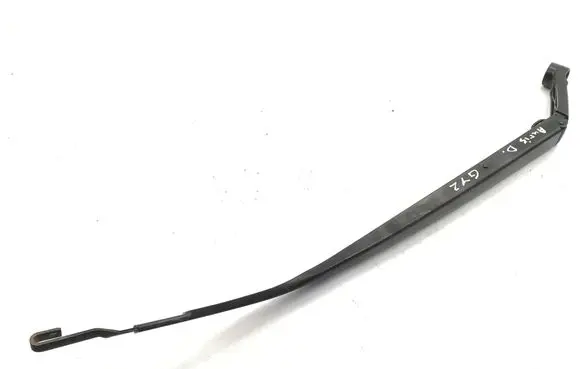 Windshield/front glass wiper blade