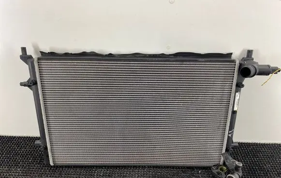 Audi A3 S3 8P Coolant radiator 1K0121251AR