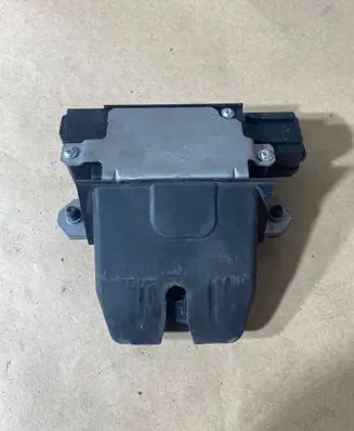 Ford Focus Tailgate/trunk/boot lock/catch/latch 01041111905