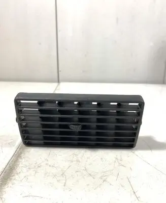 Volkswagen Golf IV Dash center air vent grill 1J0819763B