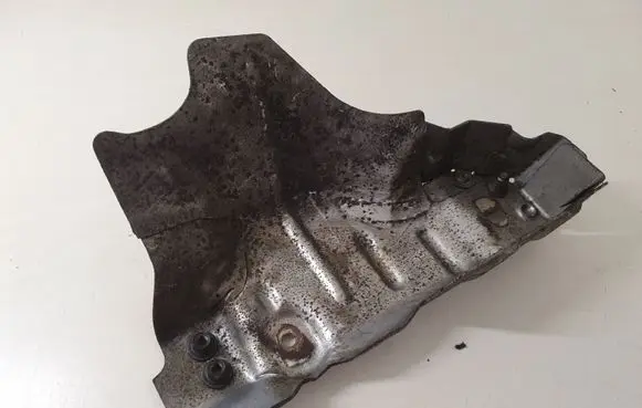 Land Rover Range Rover Sport L320 Heat shield in engine bay 4R8Q45367AA