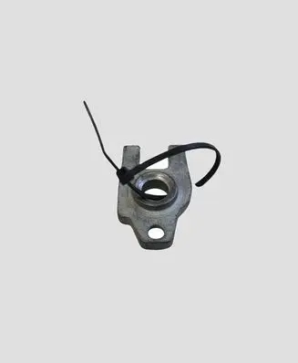 Nissan Qashqai Fuel Injector clamp holder