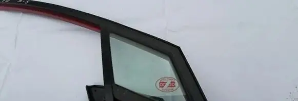 Mazda 5 Front door vent window glass four-door 