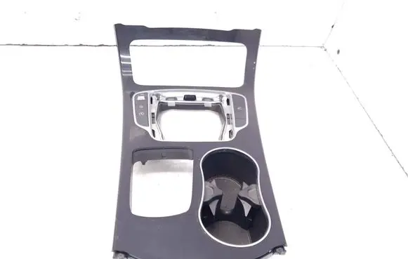 Mercedes-Benz C W205 Gear shifter surround trim plastic A2056805807 A2059059406 A2139050102