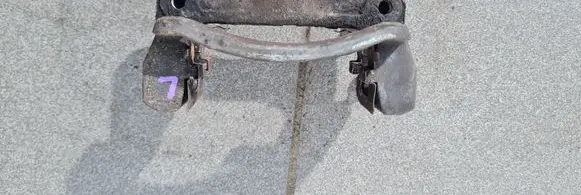 Chevrolet Captiva Brake caliper pad carrier rear 