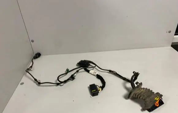 Volkswagen Golf Cross Rear door wiring loom 5M0971694T