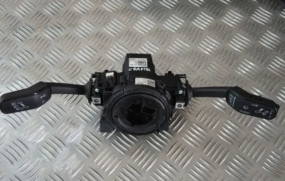 Volkswagen Crafter Tailgate/trunk/boot open switch 