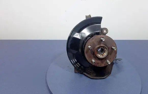 Front wheel hub spindle knuckle