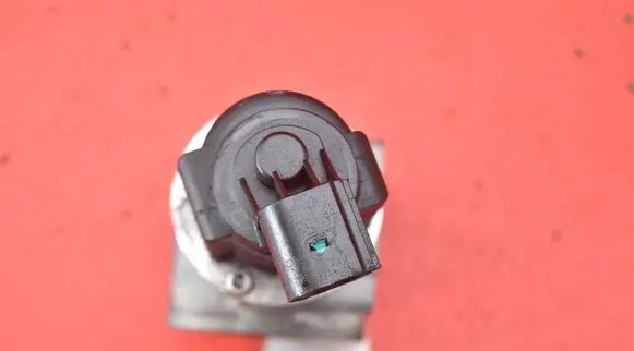 Alfa Romeo GTV EGR valve